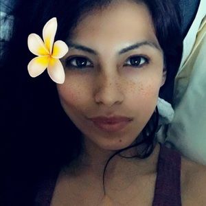 Meet your Posher, Rosalia